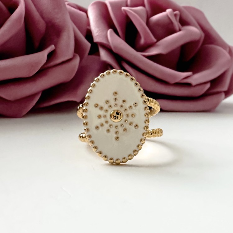 Biało-złoty pierścionek