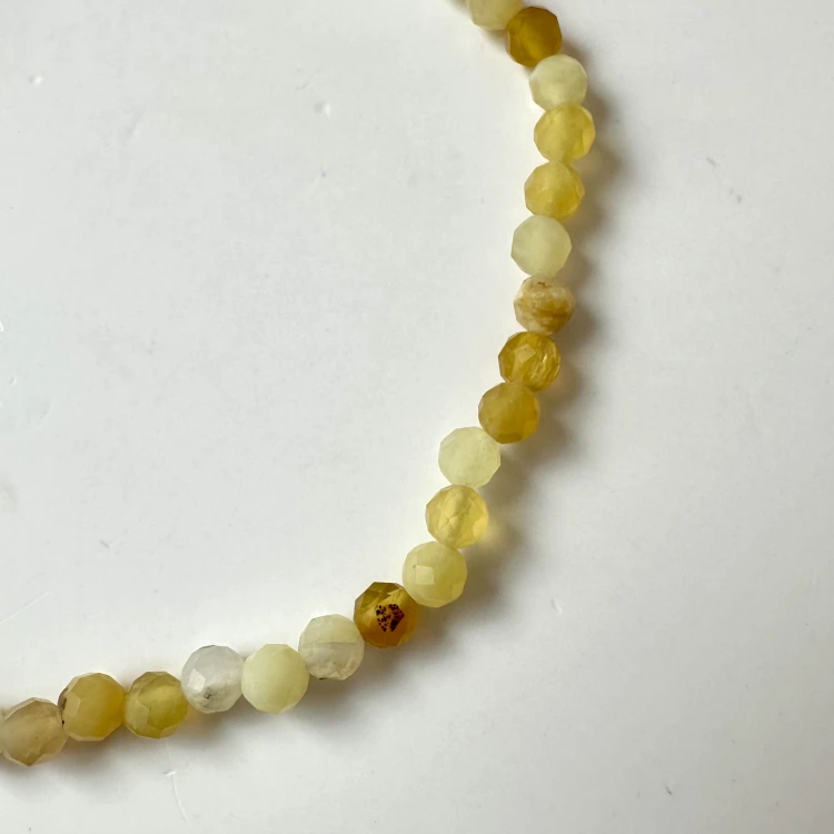 Bransoletka damska z kamieni naturalnych Opal żółty fasetowane kule 3,5 mm