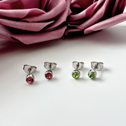 Kolczyki sztyfty wkręty srebrne z różową i zieloną cyrkonią ze stali chirurgicznej