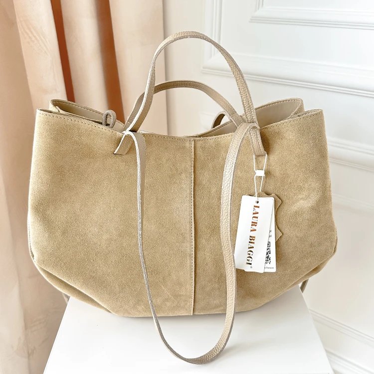 Duża torba Beige shopperka beżowa skórzana zamszowa Laura Biaggi