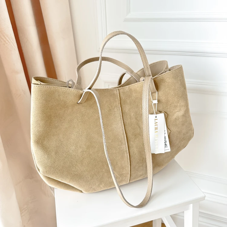 Duża torba Beige shopperka beżowa skórzana zamszowa Laura Biaggi