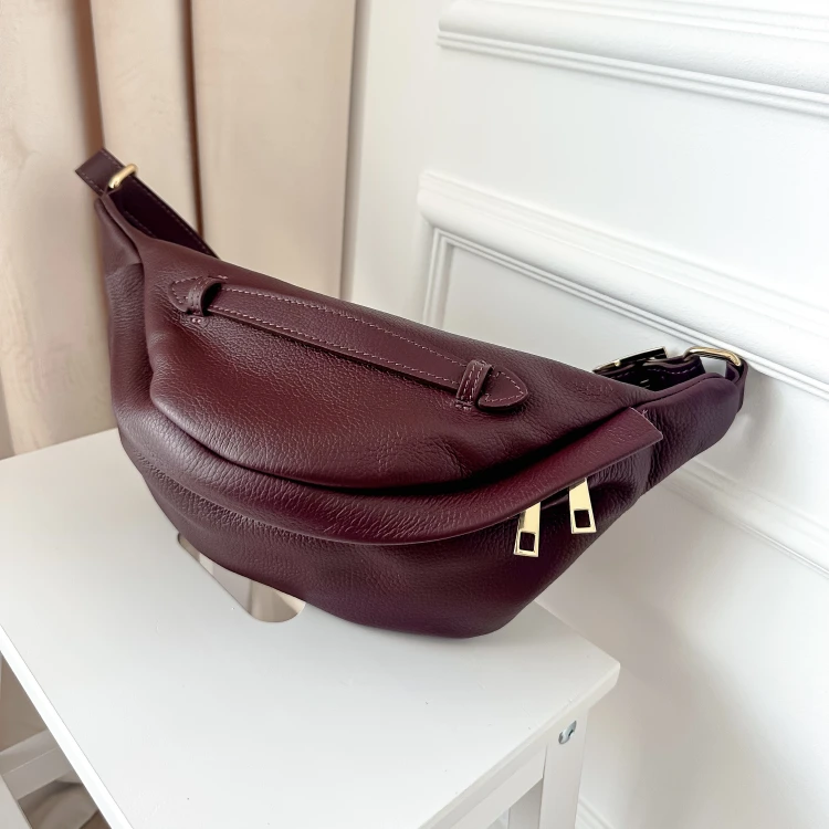 Torba typu nerka Bordo skórzana Laura Biaggi